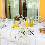 Botton D'oro Pelabrocco B&B 4*