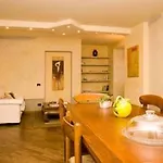 Botton D'oro Pelabrocco B&B