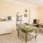 B&B Botton D'oro Pelabrocco 4*