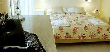 Botton D'oro Pelabrocco Oda ve Kahvaltı 4*