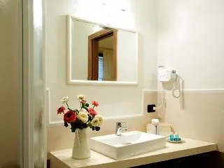Botton D'oro Pelabrocco Oda ve Kahvaltı 4*